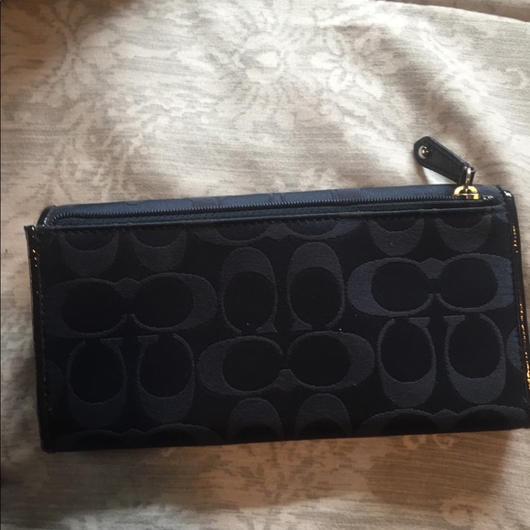 Blue coach handbag and wallet - Picture 11 of 13